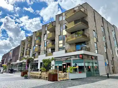 81m2 apartment to rent for 1435€/month in Eemplein 74, Amersfoort