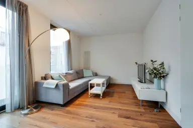 71m2 apartment to rent for 2650€/month in Jacob van Lennepstraat, Amsterdam