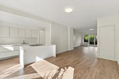 124m2 apartment to rent for 2950€/month in Laan van Nieuw Oosteinde 234, Voorburg