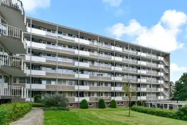 61m2 Appartement à louer pour 925€/mois à Van Wassenaersheuvel 84, Oosterbeek
