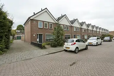 m2 Haus zur Miete für 932.93€/Monat in Kerketiend 1, Oudenbosch