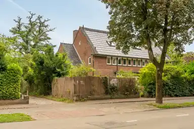 224m2 house to rent for 3450€/month in H.a. Lorentzweg 19, Bussum