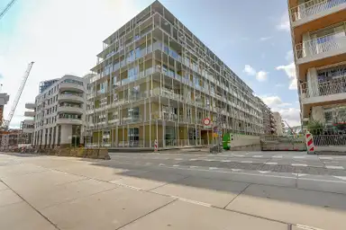 98m2 Appartement à louer pour 2105€/mois à Hammarbystraat, Amsterdam