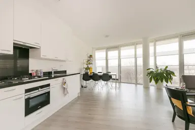 95m2 flat to rent for 1685€/month in Spijkerboorweg, Haarlem