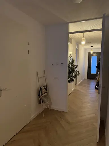 56m2 flat to rent for 914€/month in Burgemeester Jamessingel, Gouda