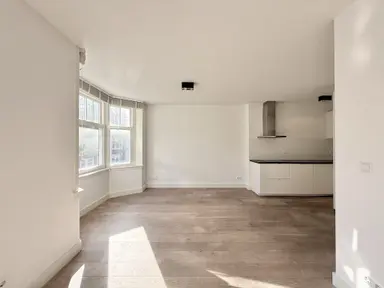 55m2 Appartement à louer pour 2700€/mois à Leiduinstraat, Amsterdam