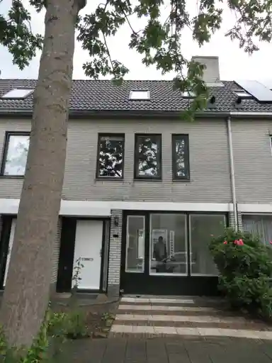 104m2 house to rent for 2500€/month in Ravensbos, Hoofddorp