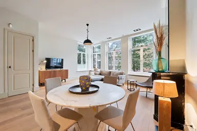 65m2 flat to rent for 2600€/month in Nieuwezijds Voorburgwal, Amsterdam