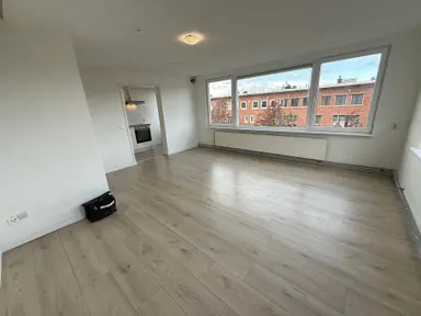 82m2 apartment to rent for 1615€/month in Boerhaavelaan, Schiedam