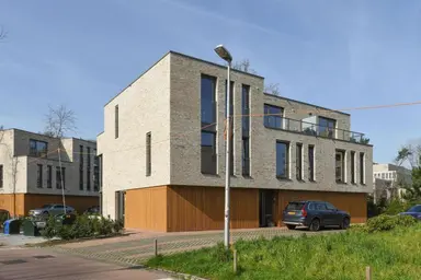164m2 Casa in affitto per 3950€/mese a Struikheidelaan 63, Hilversum