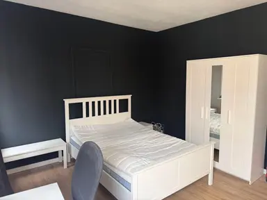 25m2 room to rent for 1000€/month in Willem van Hillegaersbergstraat, Rotterdam