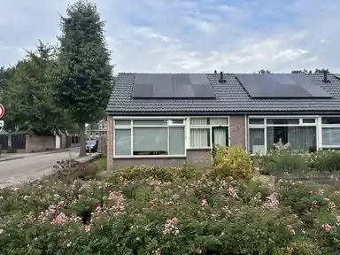 58m2 Haus zur Miete für 797.2€/Monat in Bartokstraat 12, Dedemsvaart
