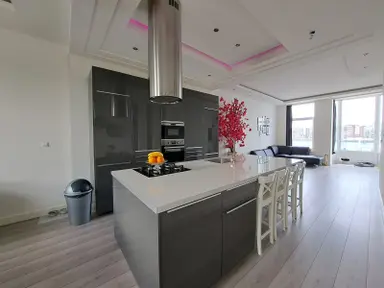 144m2 apartment to rent for 2100€/month in Binnen Kalkhaven, Dordrecht
