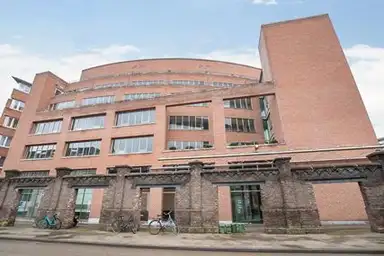 100m2 apartment to rent for 1965€/month in Heugemerweg, Maastricht