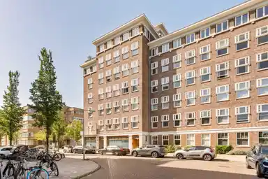 110m2 flat to rent for 4250€/month in Minervaplein, Amsterdam
