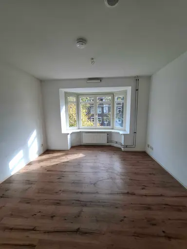 29m2 house to rent for 1228€/month in Olympiaweg, Amsterdam