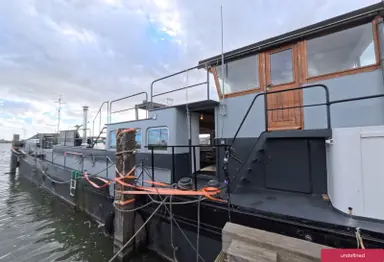 135m2 house to rent for 2540€/month in Durgerdammerdijk, Amsterdam