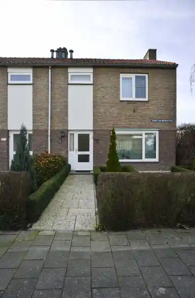 70m2 maison à louer pour 764.14€/mois à Cramer van Brienenstraat 77, Maastricht
