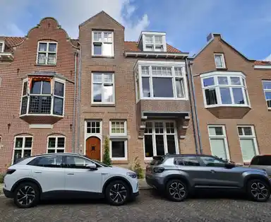 223m2 Haus zur Miete für 5500€/Monat in Iordensstraat 47, Haarlem
