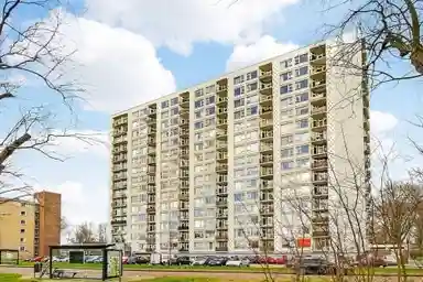 91m2 Appartement à louer pour 1062€/mois à Van Leeuwenhoekstraat 34, Haarlem