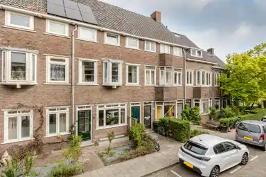 147m2 apartment to rent for 3300€/month in Azaleastraat 23C, Rotterdam