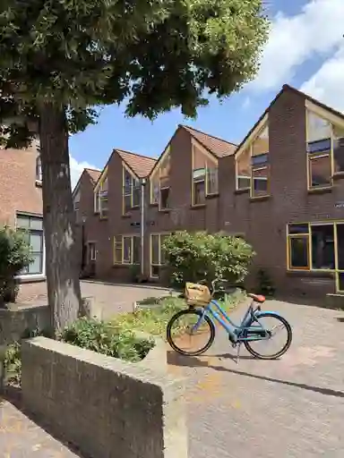 71m2 Haus zur Miete für 946.68€/Monat in Lindenplein 8, Deventer