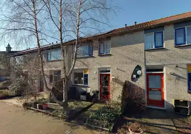 61m2 maison à louer pour 833.71€/mois à Robbepad 17, Oosterend